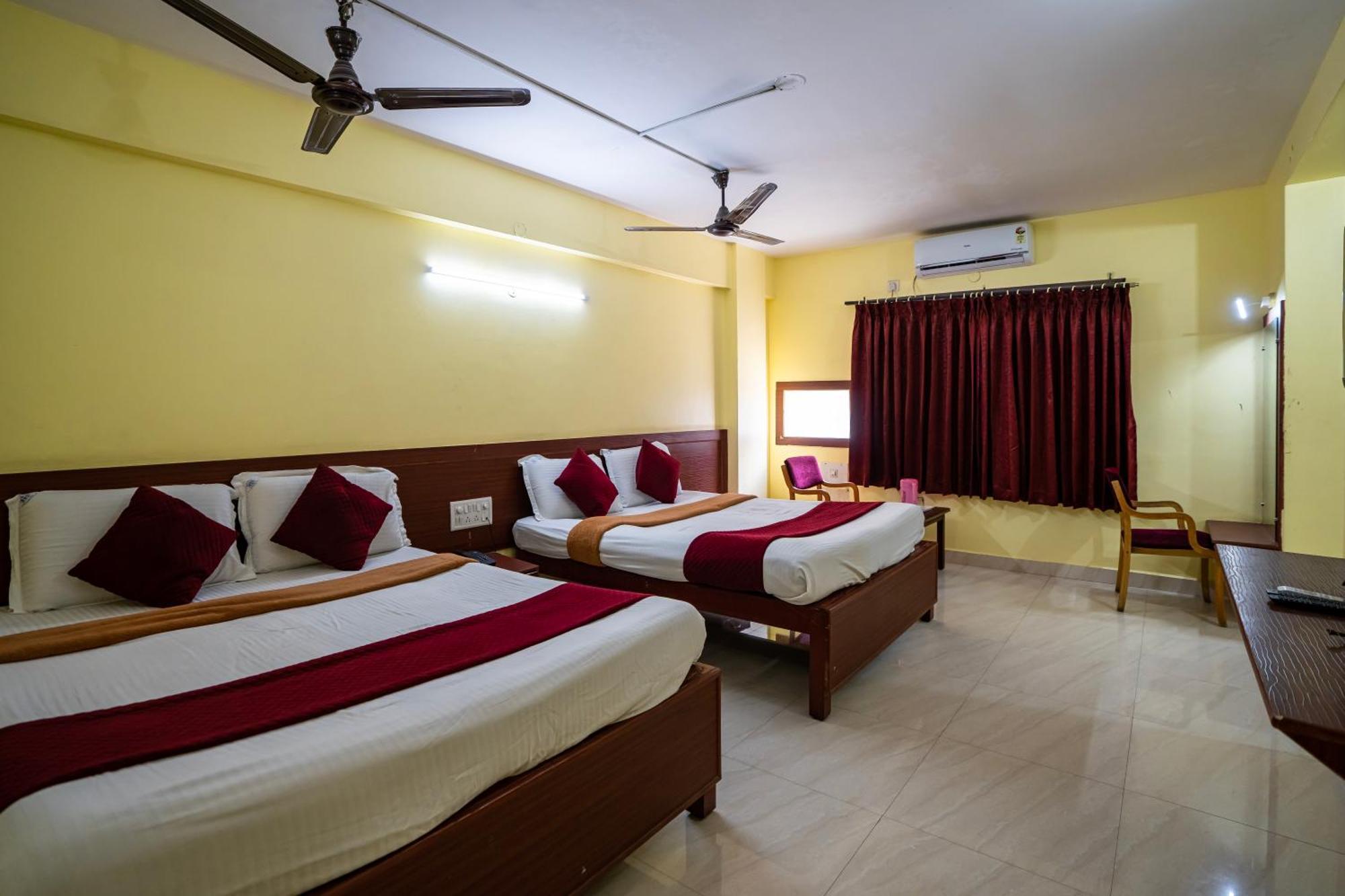 Hotel Vyshak Residency Mysore Exterior photo