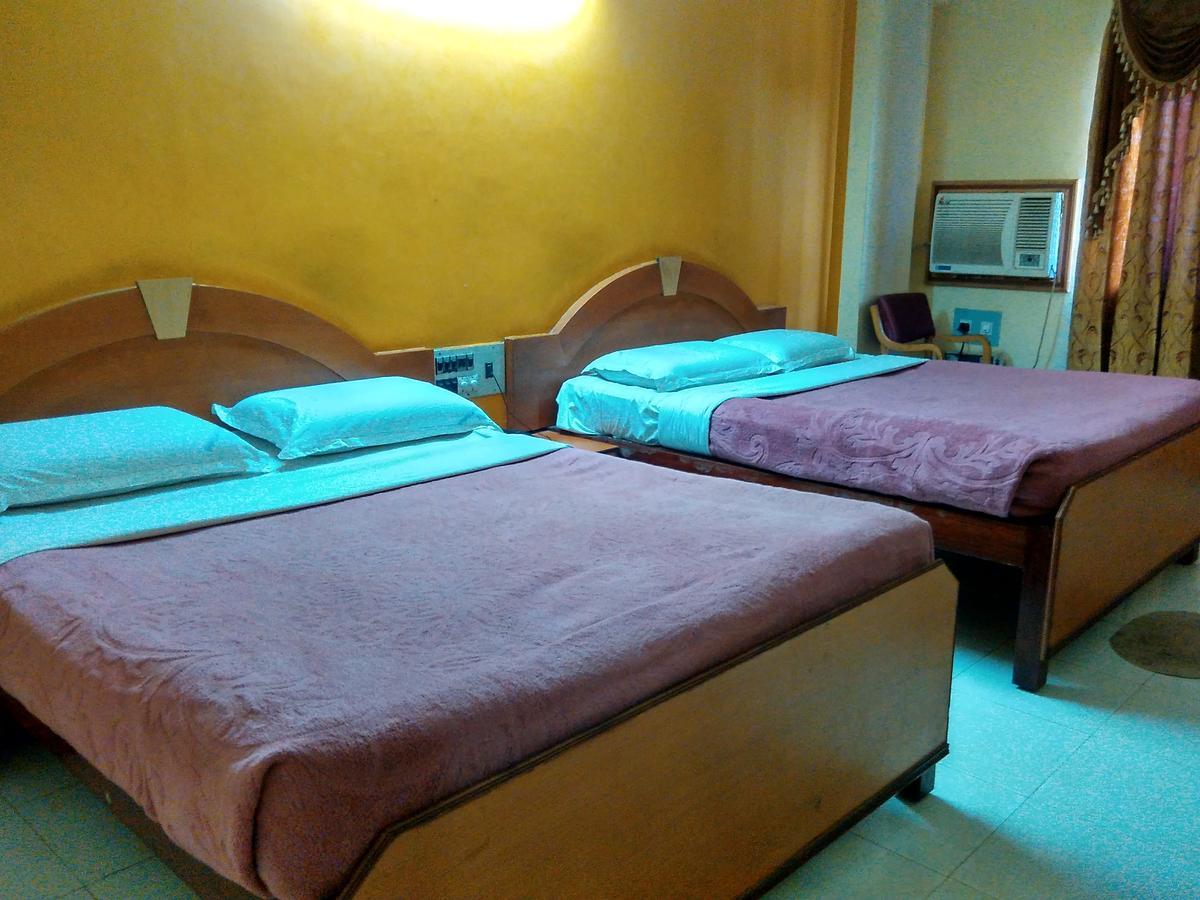 Hotel Vyshak Residency Mysore Room photo